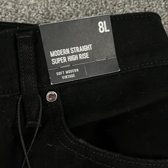 Express - Picture 2 of 11